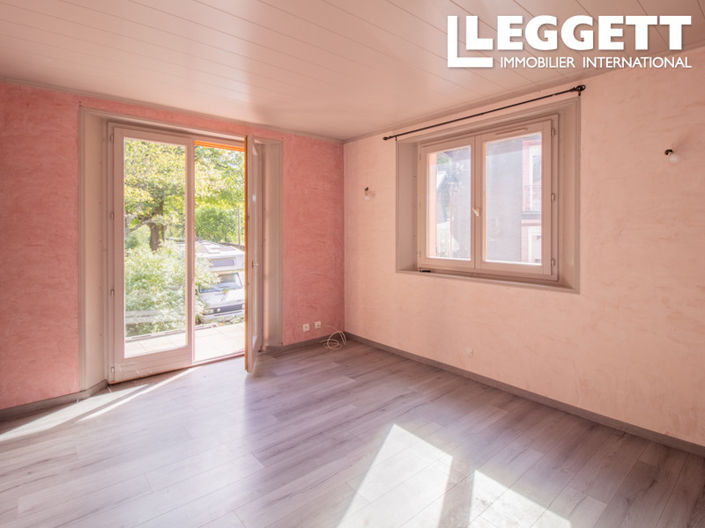 Image No.5-House for sale