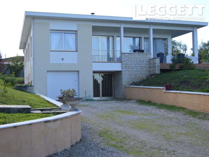 Image No.2-4 Bed House for sale