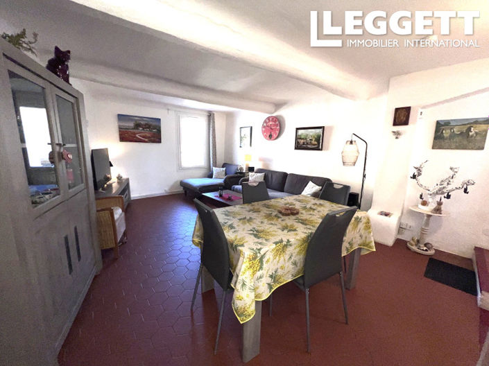 Image No.8-3 Bed House for sale