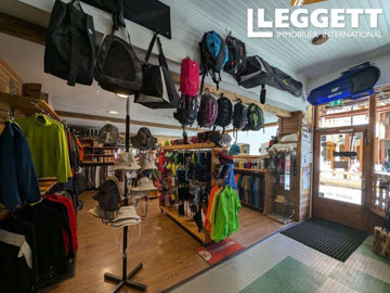 ahr0chm6ly9jzg4uagvzdglhlmltbw8vaw1hz2uvvevom