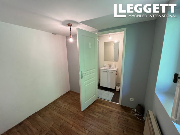 Image No.6-3 Bed House for sale