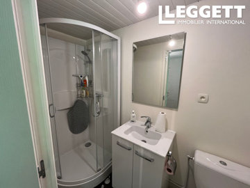 ahr0chm6ly9jzg4uagvzdglhlmltbw8vaw1hz2uvvevom