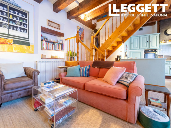 Image No.5-2 Bed House for sale