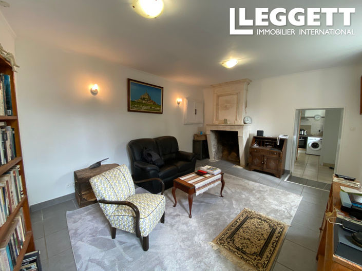 Image No.3-2 Bed House for sale