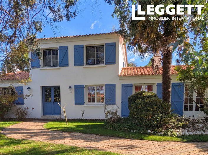 Image No.1-4 Bed House for sale