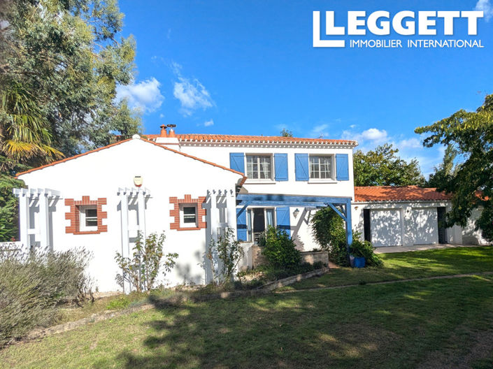 Image No.2-4 Bed House for sale