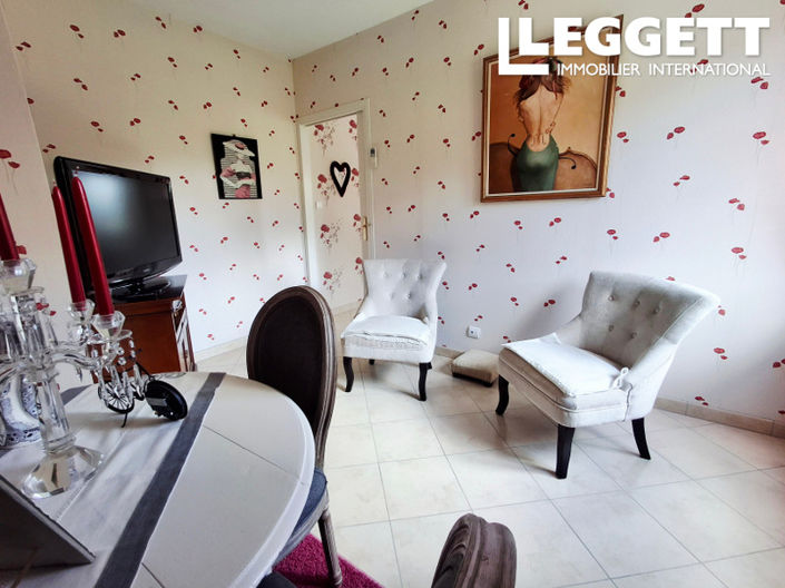 Image No.10-4 Bed House for sale