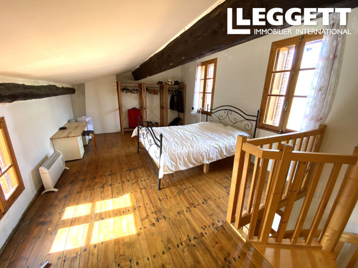 Image No.8-2 Bed House for sale