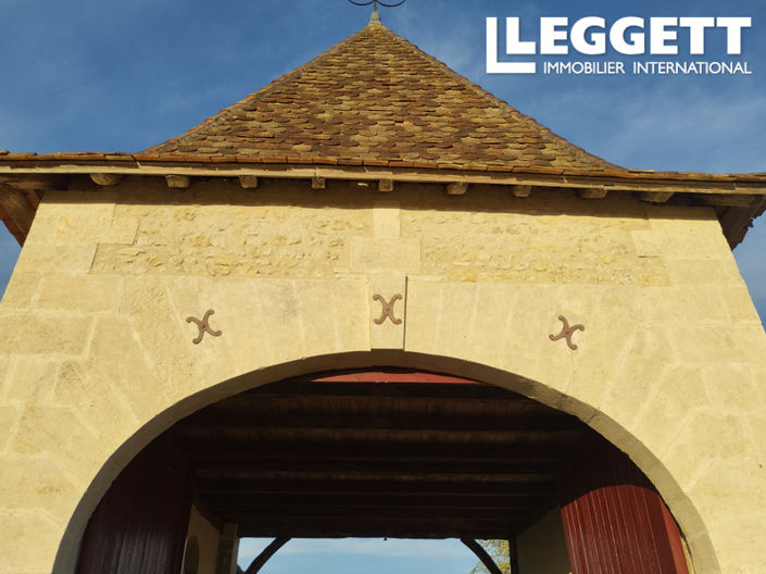 Image No.10-5 Bed House for sale