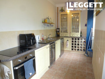 ahr0chm6ly9jzg4uagvzdglhlmltbw8vaw1hz2uvvevom