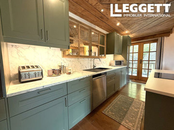 ahr0chm6ly9jzg4uagvzdglhlmltbw8vaw1hz2uvvevom