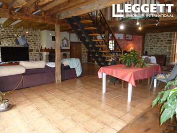 ahr0chm6ly9jzg4uagvzdglhlmltbw8vaw1hz2uvvevom