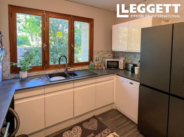 Image No.7-3 Bed House for sale