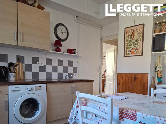 Image No.8-3 Bed House for sale