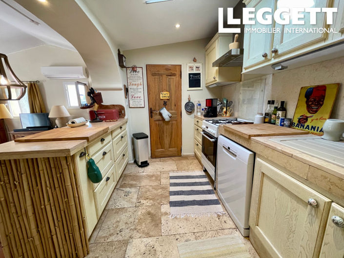 Image No.6-2 Bed House for sale