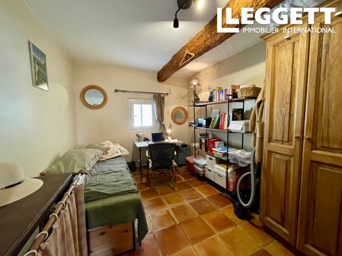 Image No.9-2 Bed House for sale