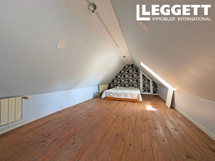 Image No.9-3 Bed House for sale