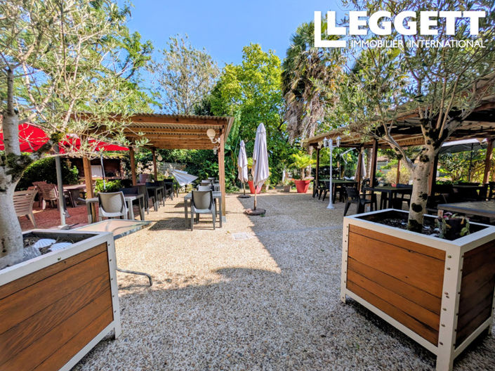 Image No.9-3 Bed Commercial for sale