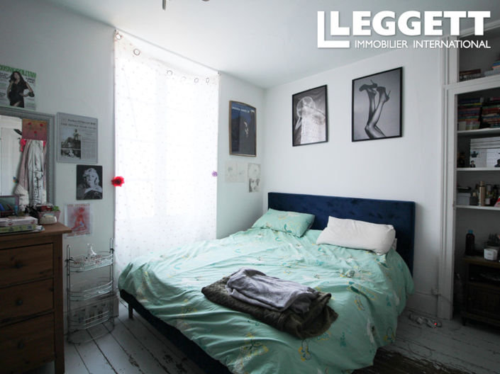 Image No.10-5 Bed House for sale