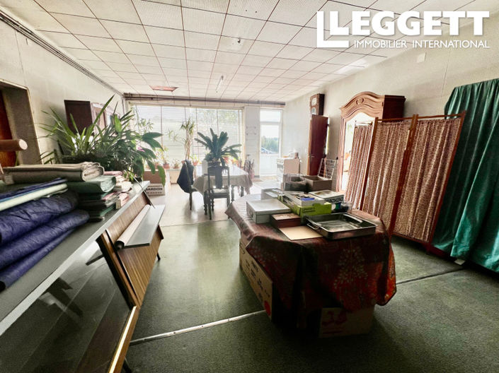 Image No.6-6 Bed House for sale