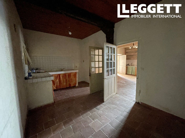 Image No.6-4 Bed House for sale