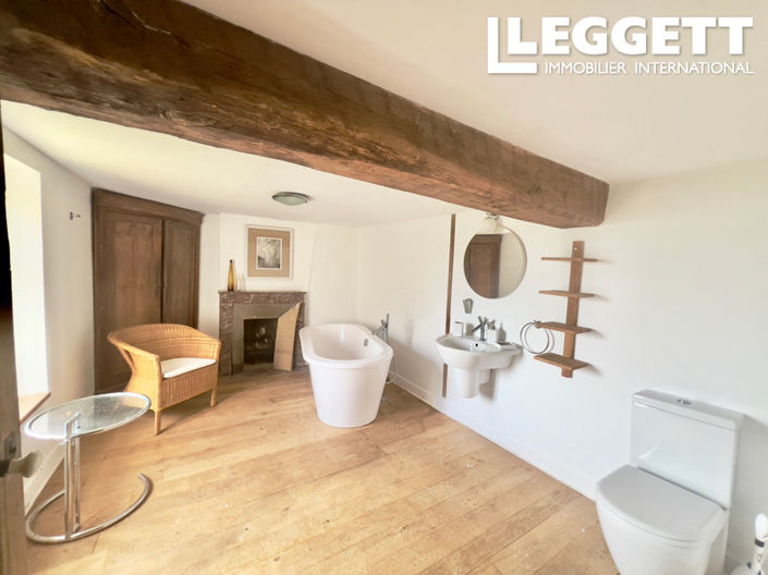 Image No.8-3 Bed House for sale