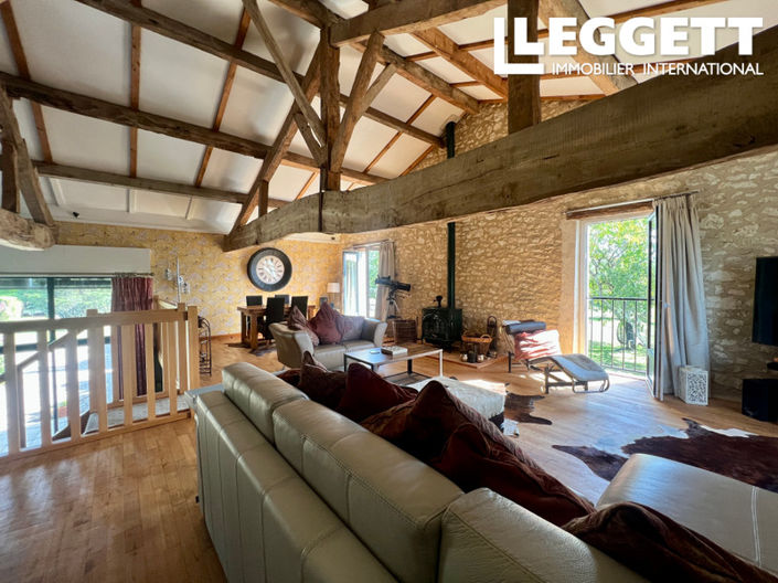 Image No.4-6 Bed House for sale