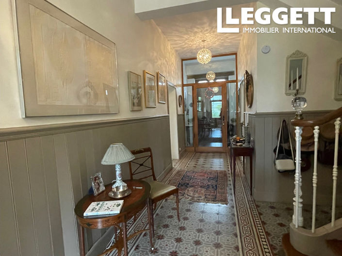 Image No.2-4 Bed House for sale