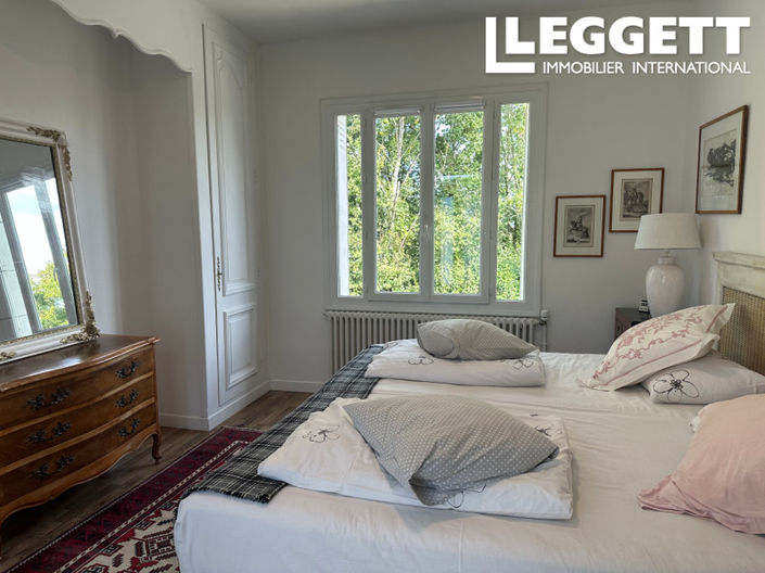 Image No.5-4 Bed House for sale