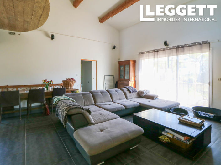 Image No.6-4 Bed House for sale