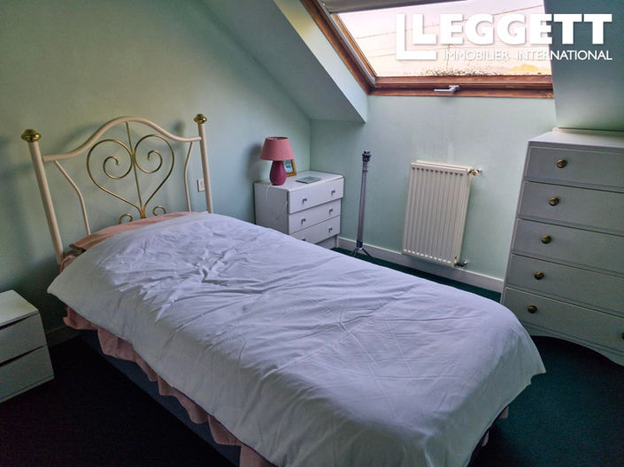 Image No.8-3 Bed House for sale