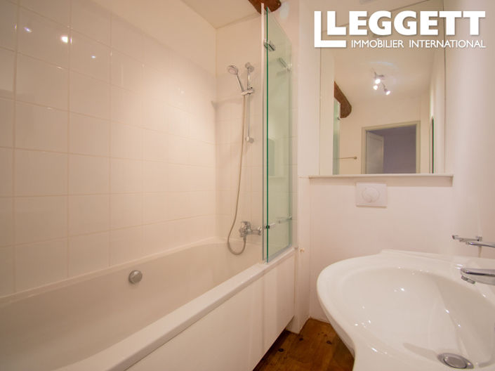 Image No.10-4 Bed House for sale