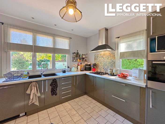 Image No.4-3 Bed House for sale