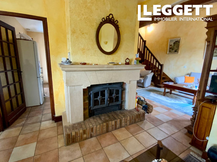 Image No.6-5 Bed House for sale