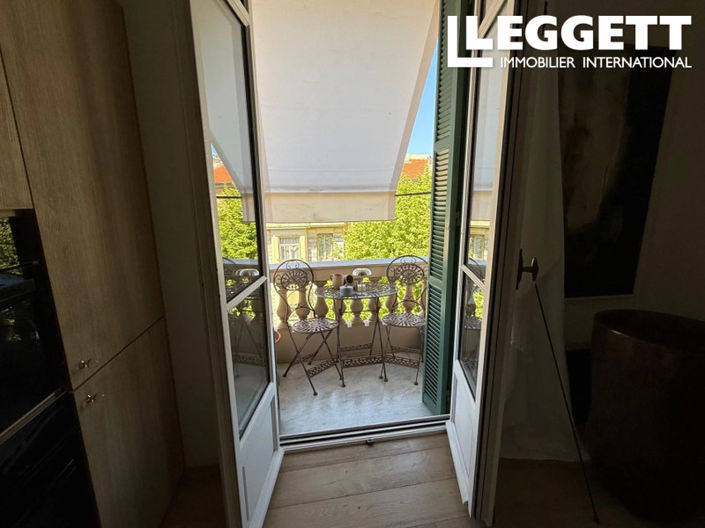 Image No.10-1 Bed Apartment for sale