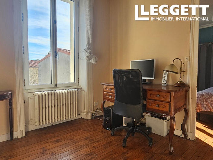 Image No.4-3 Bed House for sale