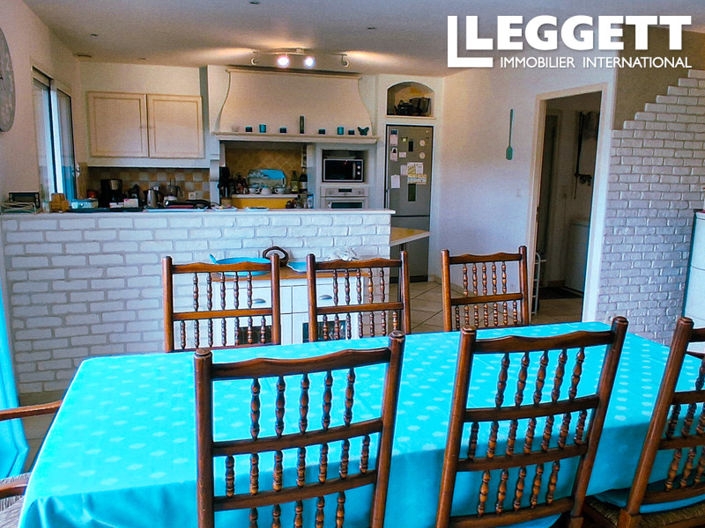 Image No.3-4 Bed House for sale