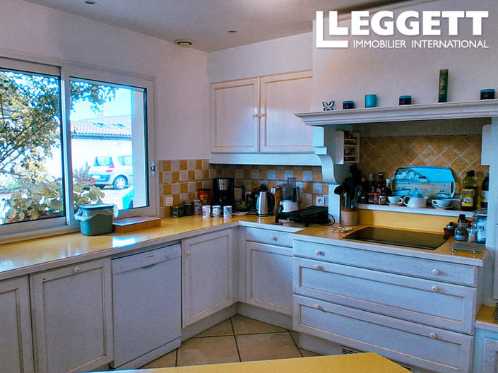 Image No.7-4 Bed House for sale