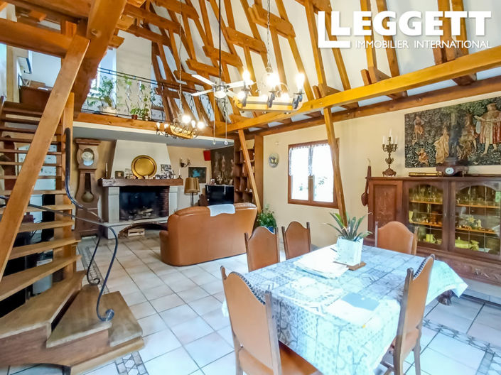 Image No.3-4 Bed House for sale