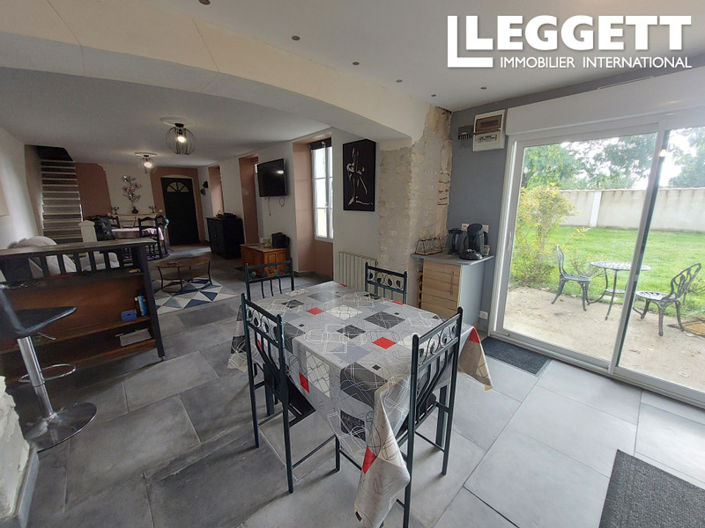 Image No.7-8 Bed House for sale