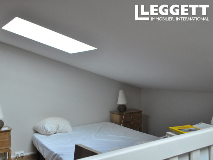 Image No.5-1 Bed House for sale