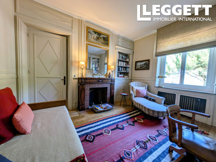 Image No.6-5 Bed House for sale