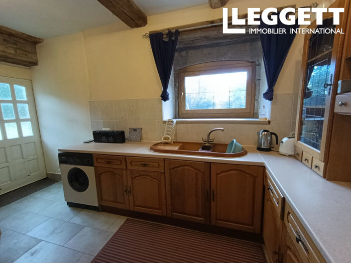 Image No.10-3 Bed House for sale