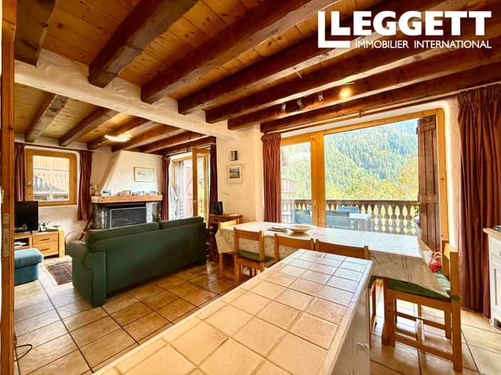 Image No.8-4 Bed House for sale