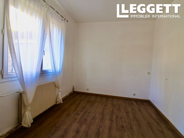 Image No.8-3 Bed House for sale