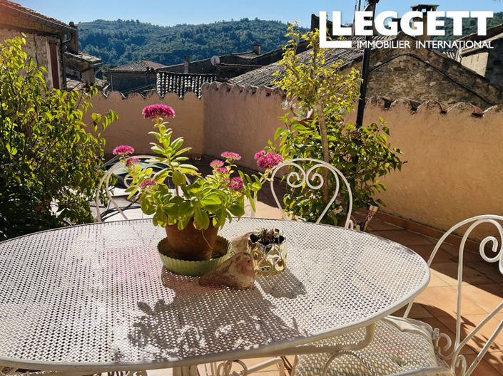 Image No.10-3 Bed House for sale