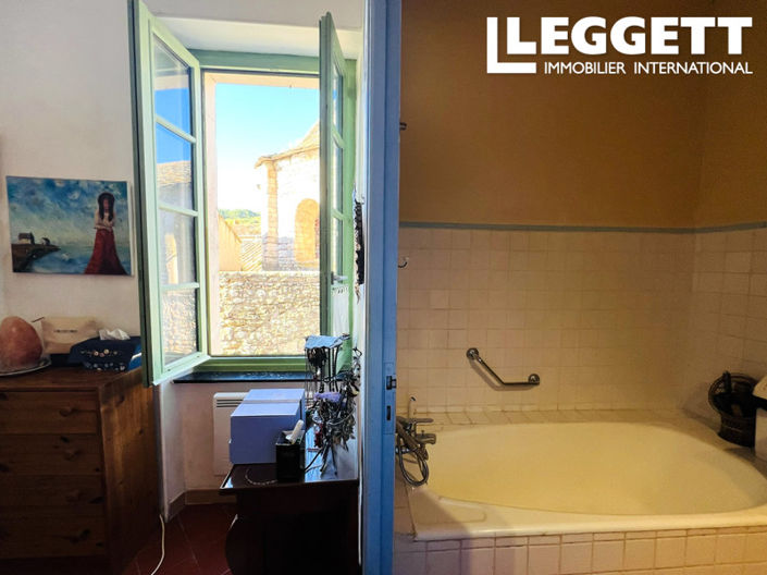 Image No.9-3 Bed House for sale