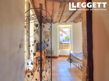 ahr0chm6ly9jzg4uagvzdglhlmltbw8vaw1hz2uvvevom