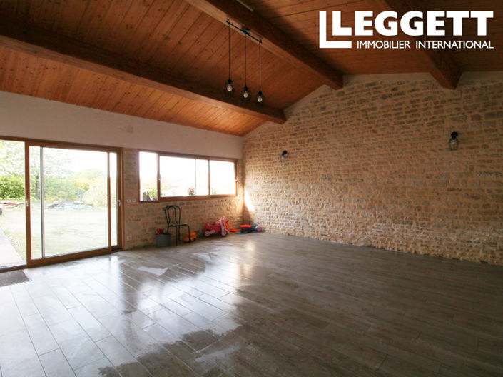 Image No.4-5 Bed House for sale