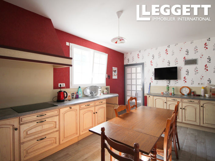 Image No.5-5 Bed House for sale